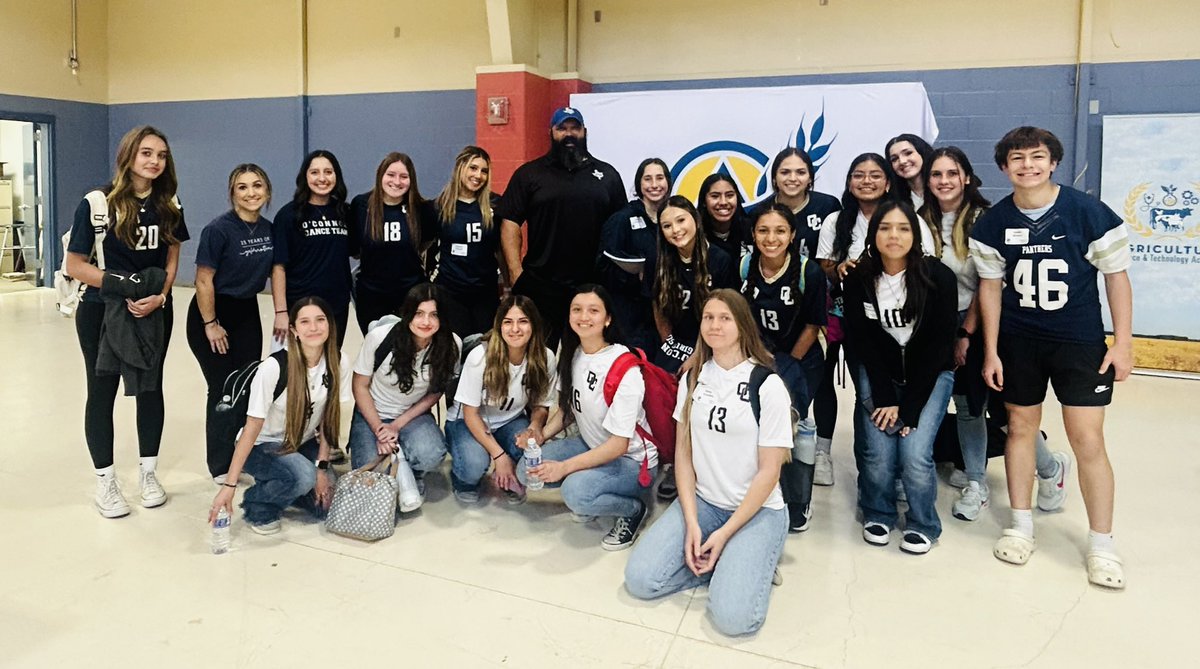NISDOConnorHS's tweet photo. Thank you Coach Mackey for inspiring and LEADING our Student Athletes today! “Leadership is a skill set developed over time” #LoveNavyLiveGold @MackeySpeaks https://t.co/WLLFjDrhg2