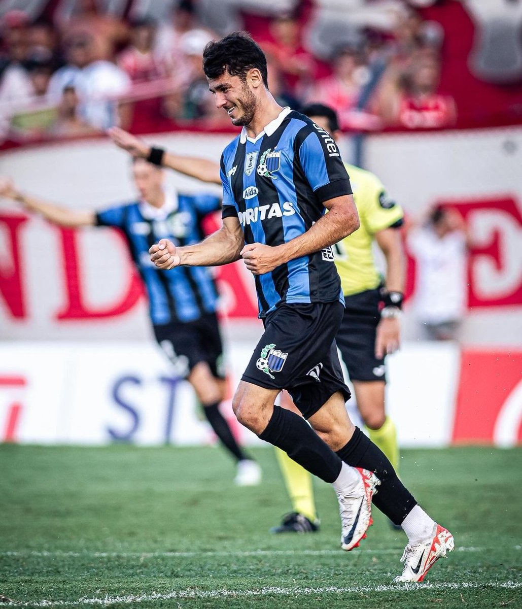 ▪︎ Vs Defensor SP ingresó y asistió a Thiago Vecino.
▪︎ Vs Nacional ingresó, género la falta, y de ese tiro libre convierte el gol de cabeza.

Franco Nicola el revulsivo de Liverpool, llegó como agente libre de MC Torque. Es buenísimo y le dará mucho al Negriazul. 21 años