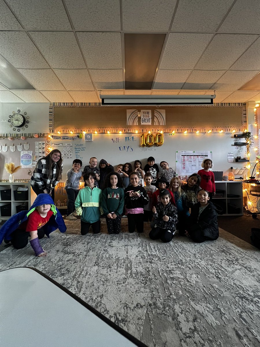 Miss Ellison tweet media