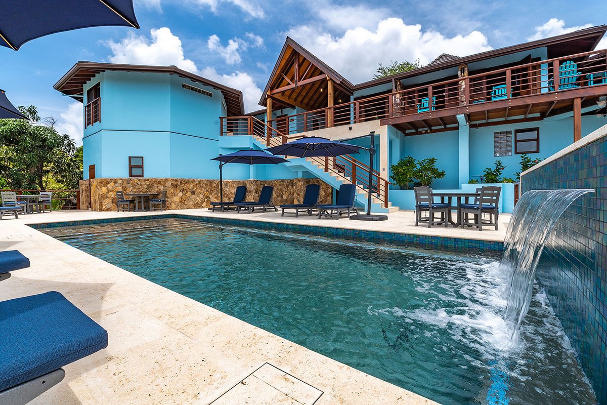 20% discount on EDEN WATERS, a 5-bed luxury villa on Virgin Gorda. Max 10 guests, 35ft pool with waterfall feature.
Valid on travel between now and Mar 31, 2024, 7-night minimum (excludes Easter).
shorturl.at/pyJY9
Please email trudi@bestofbvi.com