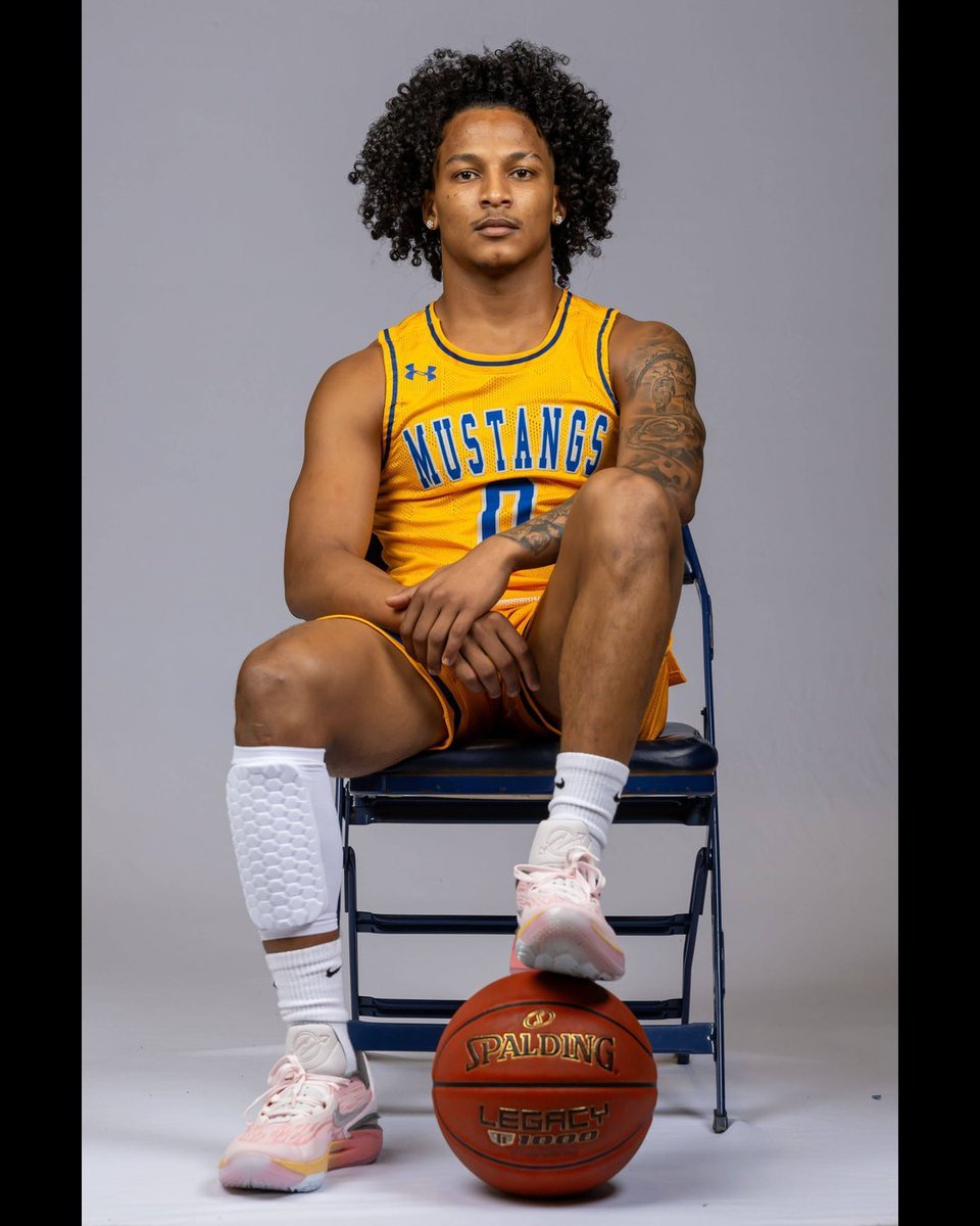 5'10 sophomore PG Albert Vargas from Monroe Junior College (NY) is averaging the following: 13.8 points, 4.5 rebounds, 4.8 assists, 35.9% from deep

Recruitment:

Central Conneticut State
Maryland Eastern Shore
Radford
Barton College
Goldey-Beacom College
