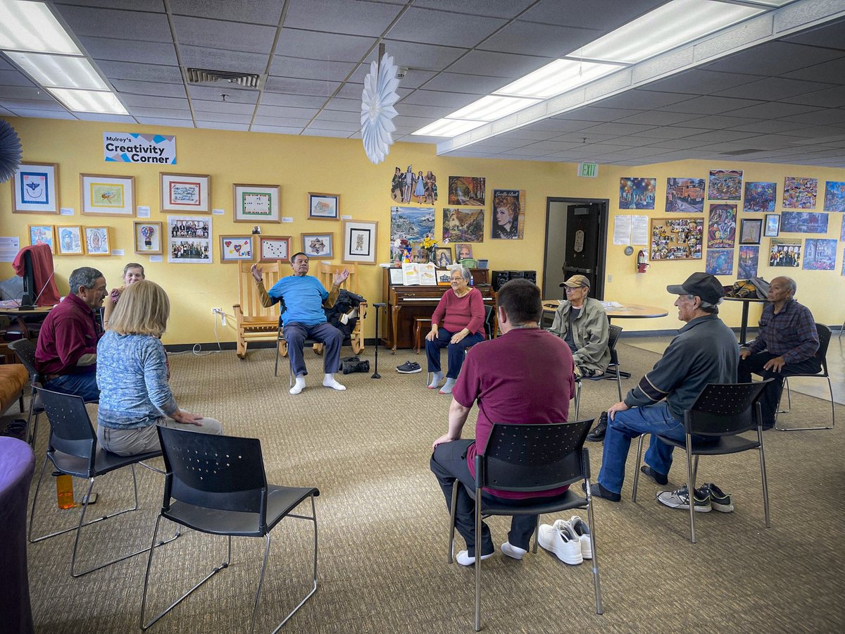 Combining community with exercise at Mulroy Day Center this week 🙆‍♂️💪! We had an instructor come by this week to teach mobility and balance as well as breathing techniques among other benefits 😌🧘
