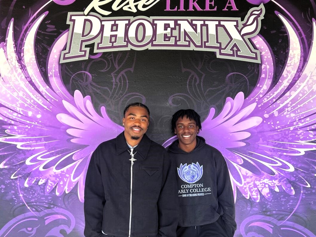 Congrats Compton Early College HS seniors T’mar Harris and Travon Williams - winners of Rep. Maxine Waters' 23 Congressional App Challenge - creating 
G[AR]AGE, allowing users to use AR to view planned changes to a car before making them.

#Congress4CS #ComptonUnified #Elevate
