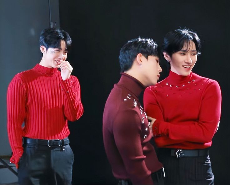 My boyfriend thought this was funny  I will beat him later 

<a href="/Gambl3rKihyunX/">Kim Kihyun</a>