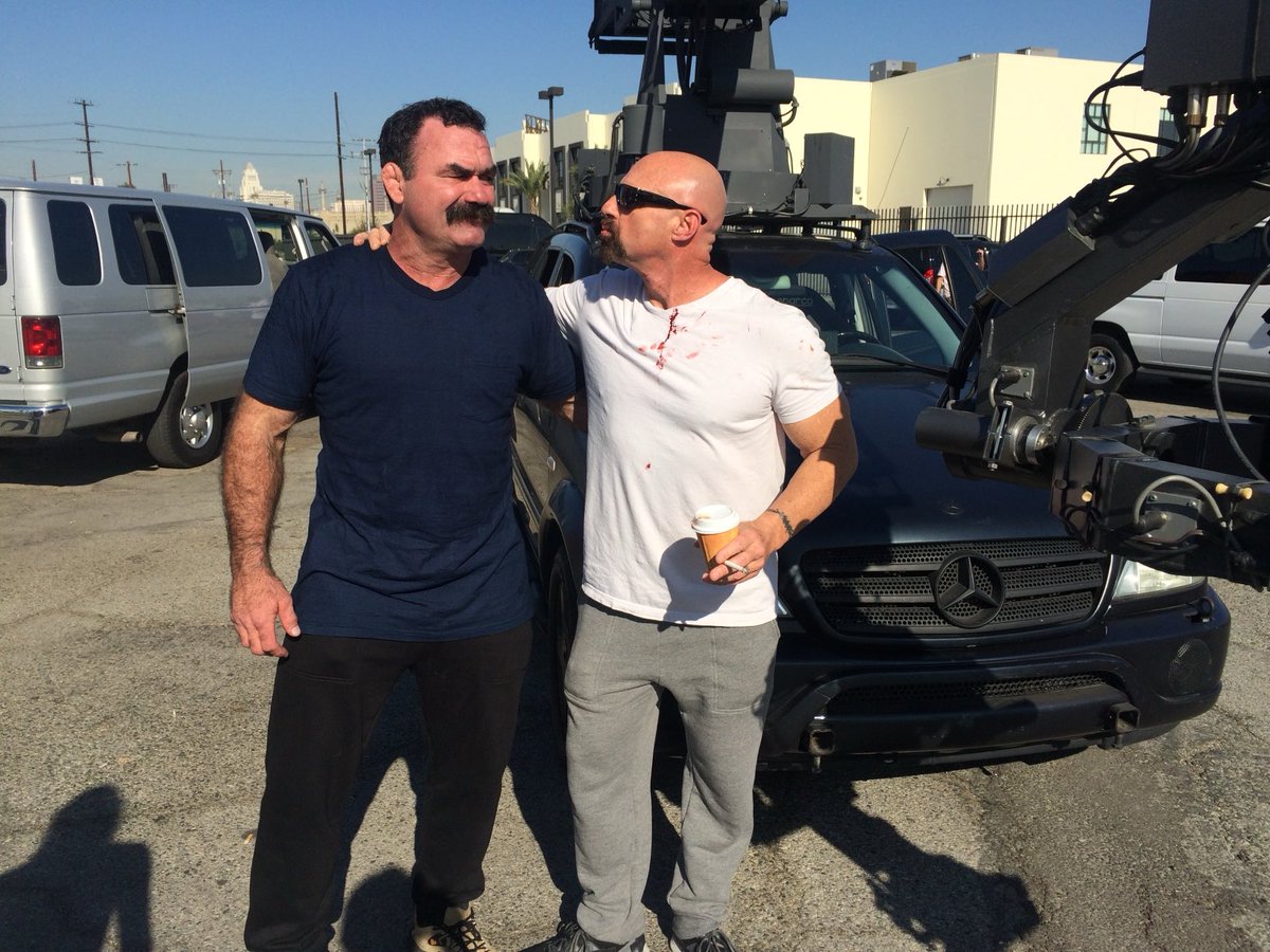 JamesZahnd's tweet photo. Fun at work #donthepredatorfrye #punchintheface https://t.co/byBoYitilj