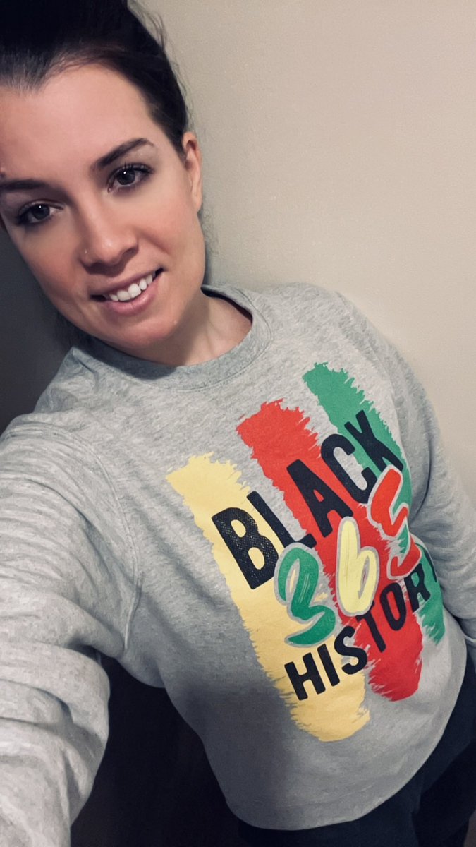 _leandramae's tweet photo. I teach Black lives and THEY MATTER 365 🤎🖤 https://t.co/xUe7OZBIdV
