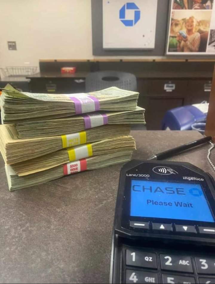 teampulte56's tweet photo. We're still giving out money to people in need contact me for financial Assistance. we rise by lifting others #usaviralpost #FinancialPlanning #financialassistance https://t.co/LncSVAw1t3