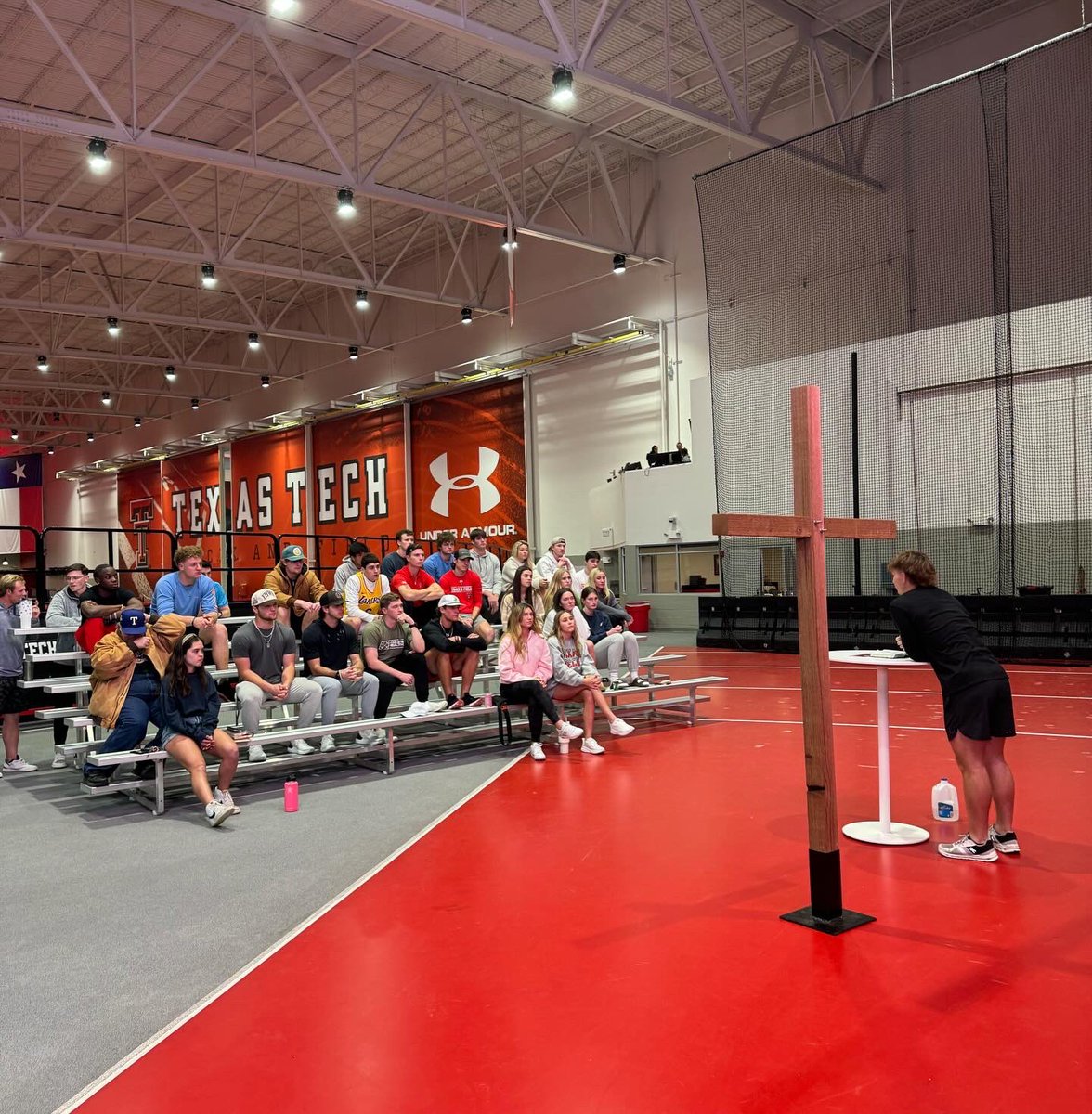 TTU_FCA's tweet photo. Monday Night Recap!! We had a great time last night in fellowship with everyone! What a great student testimony and message about what God’s grace looks like in our lives! #ttufca #teamfca https://t.co/JKsnTH8T2V