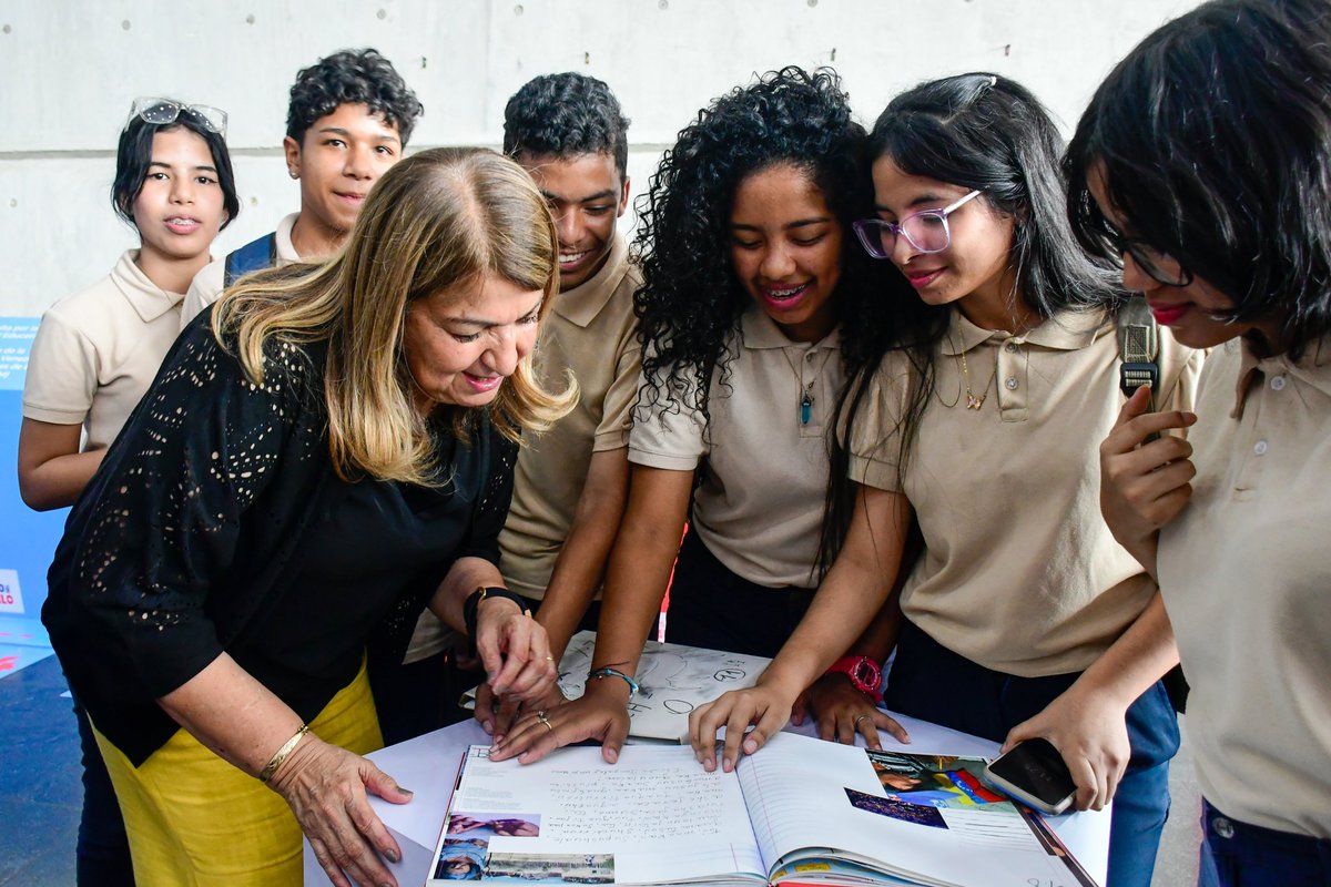 Ministerio del Poder Popular para la Educación tweet media