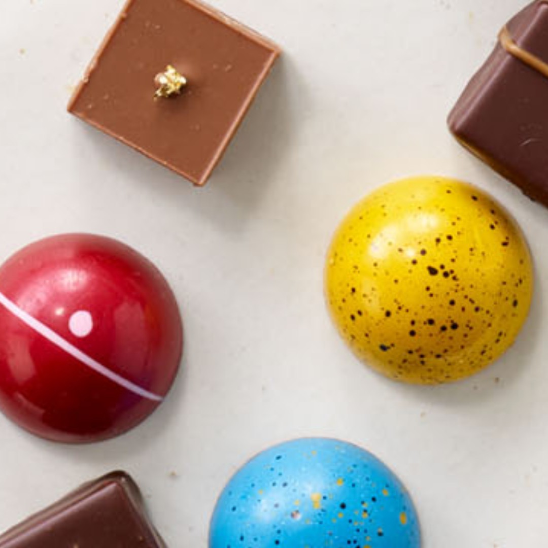 SHOP LuxGiftsnGoods.com for #andSonsChocolatiers from #BeverlyHills to your doorstep; #sponsored #smallbatch #artisanchocolate #chocolatebonbons #gourmetfoods #specialtyfoods