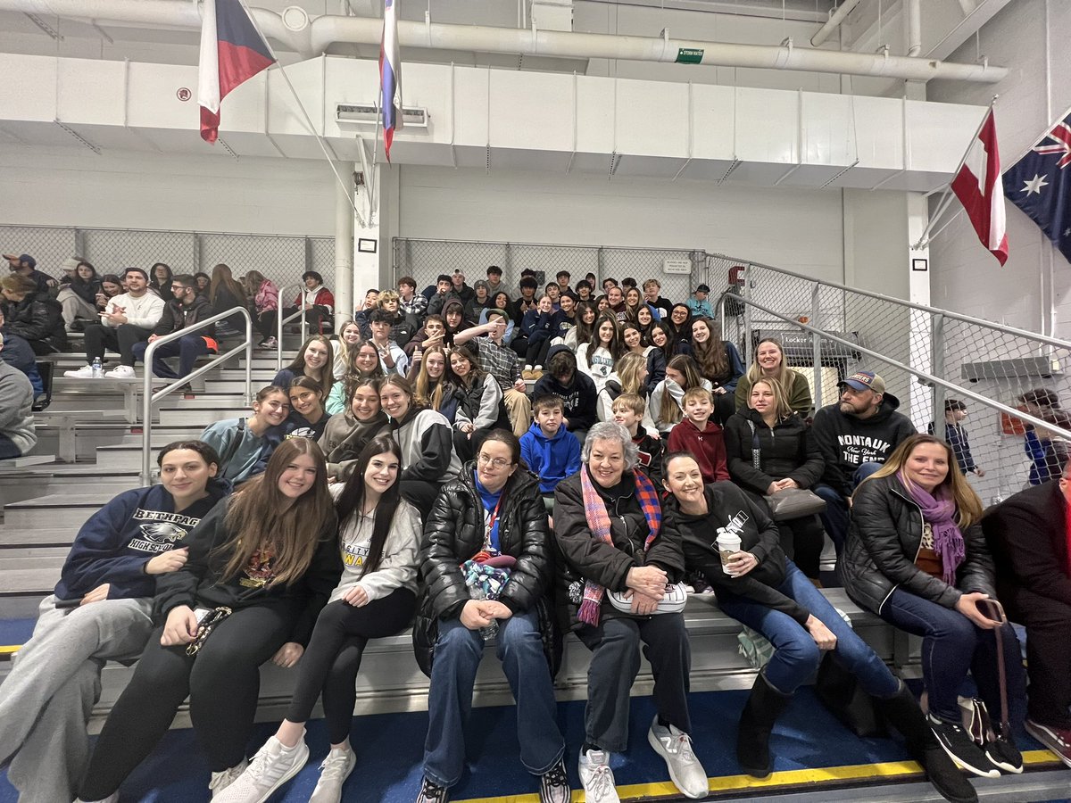 BethpageHSAP's tweet photo. Playoff Hockey is the best!! At the end of the 1st Bethpage is up 2! By the way don’t we have the best fans! #gogoldeneagles #wearebethpage https://t.co/J6tTfgTzRk