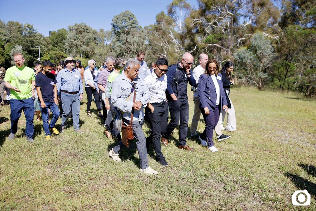 DelDemUCan's tweet photo. @UniCanberra Our Summer School is rooted in Australian First Nations heritage. 

Indigenous scholar Paul Collis gave us a tour of the Ngaladjimas Gardens @UniCanberra. #deldem24 https://t.co/56wPs3eGMt