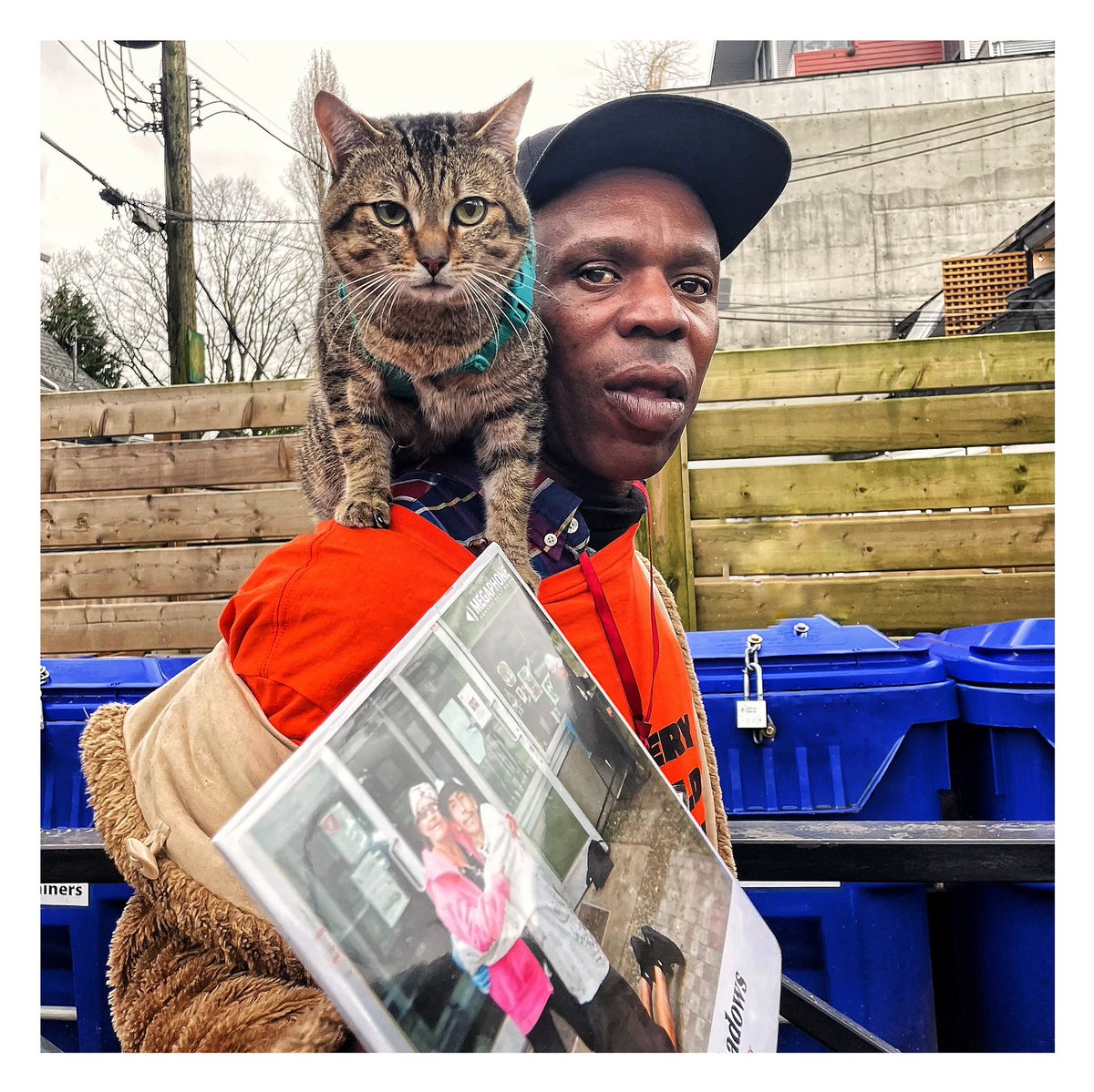 #portraitphotography #streetphotographer #womeninstreet #friendsinstreets #lensculture #streetphotographers #CatsAreFamily #vancouverbc