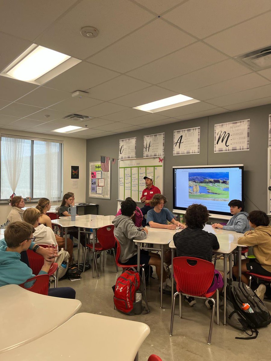 Mark T Voss Middle School tweet media