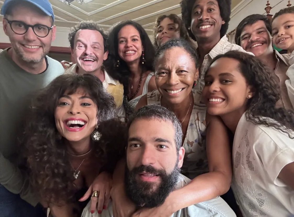 niglows's tweet image. saudades desse elenco da primeira fase né, minha filha? difícil superar. #Renascer