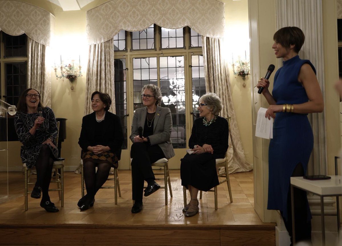 ItalyinUS's tweet photo. "Celebrating and congratulating women who have achieved success in their field not only recognizes their accomplishments but also serves as inspiration for future generations," said @MAZappia congratulating the Elena Lucrezia Cornaro Piscopia International Award's winners. https://t.co/OOeuU8o5SV