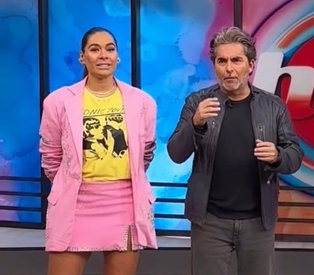 Ayatola, crítico de cine. tweet media