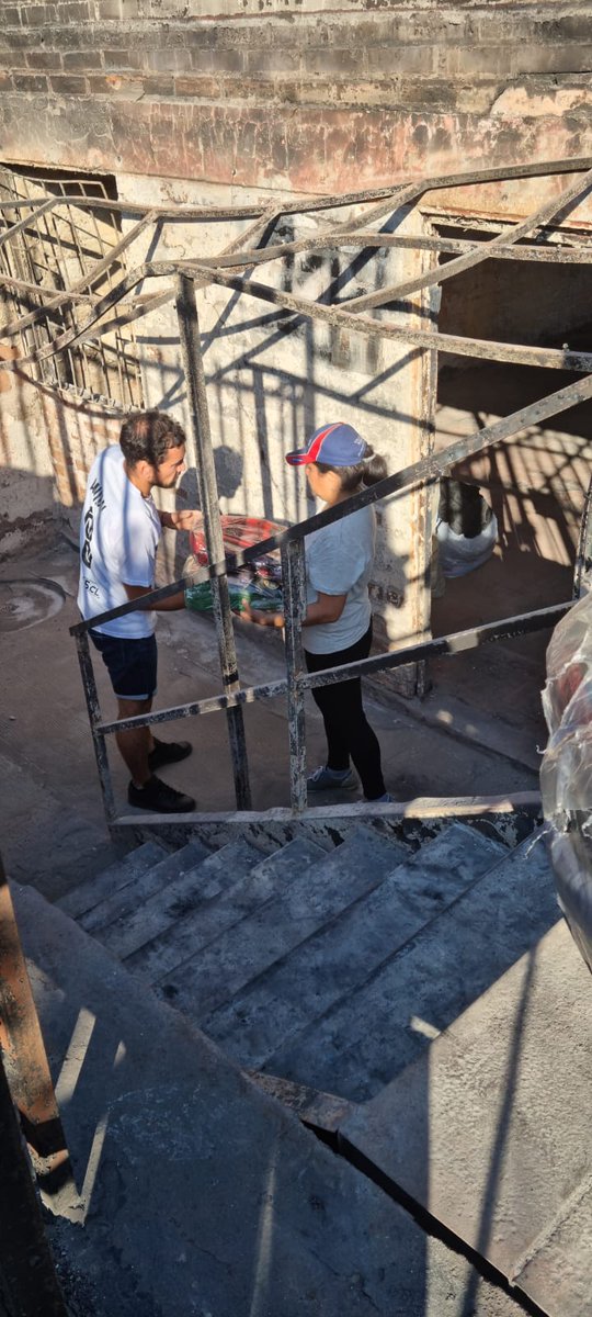 RutaDelHinchaCC's tweet photo. Finalizamos la entrega de frazadas en El Olivar y Las Pataguas. 
La entrega se realizó directamente a los damnificados de este terrible incendio.
Amigos, seguiremos apoyando a nuestros hermanos de la región así que su ayuda es muy importante para seguir adelante. 
Gracias a todos por sumarse!!!
#LaRutaLaHacemosTodos
