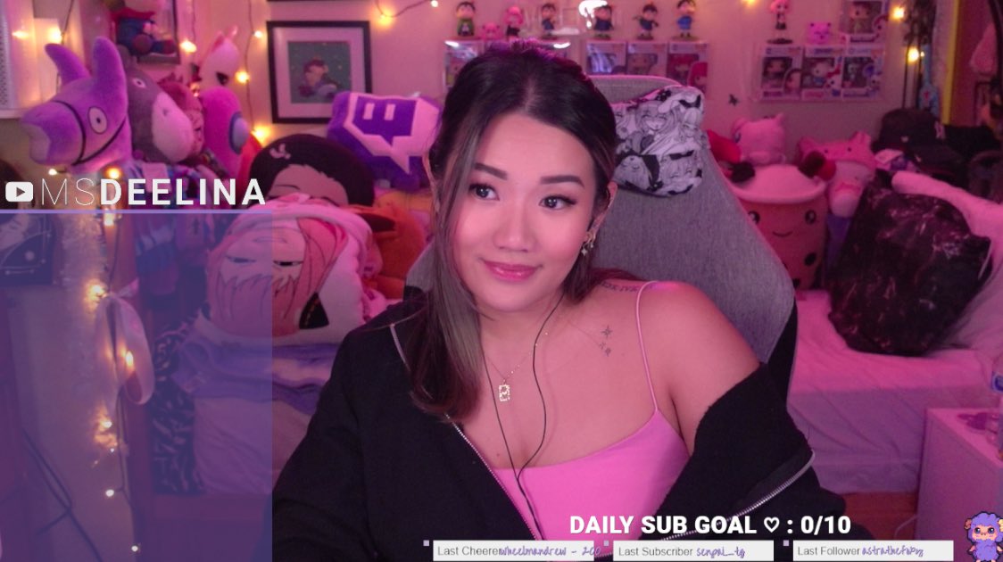 MsDeelina's tweet photo. Ranked grind tonight starting at 8 PM EST! Come join the vibes! 🥹💜
 #twitchstreamer #SmallStreamersConnect #twitchaffilliate

https://t.co/boQRbu7h1S https://t.co/kY1LfzK1Dl