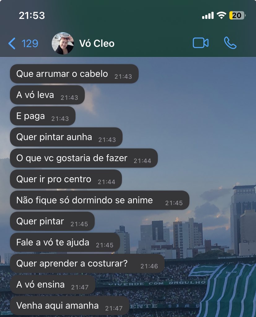 minha vó descobriu meu diagnóstico de depressao e esta sendo simplesmente a pessoa mais fofa do mundo