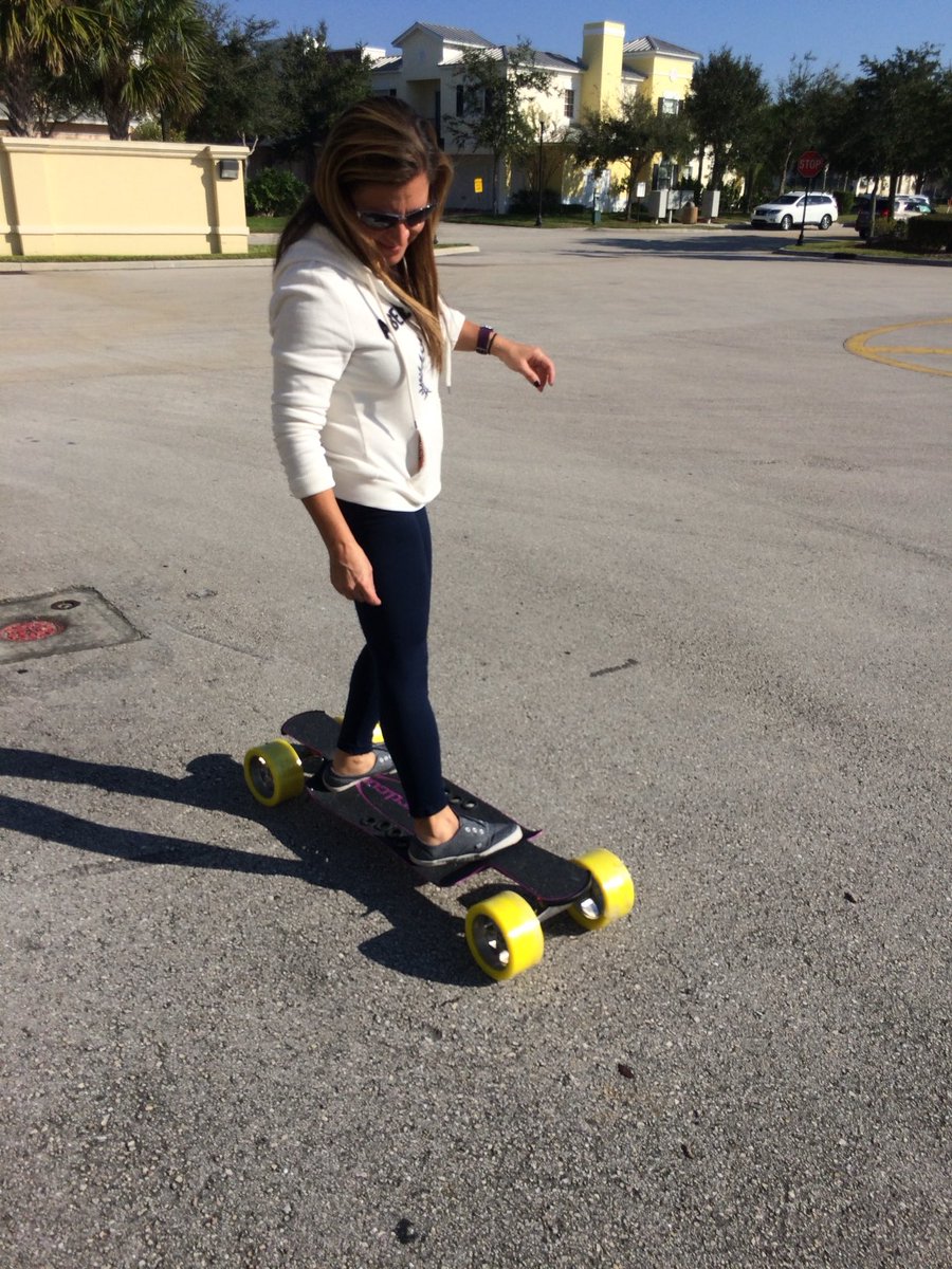 DonkBoard's tweet photo. https://t.co/m5nUMnH7Zi
#coreworkout #coremuscles #fun #fitness #FitAfter40 #trainhard #gym #health #workout #healthy #DonkBoard @DonkBoard #LandPaddle #SUP #SSUP #StreetSUP #InvestInYourHealth #endurance #Donk https://t.co/r2b0Toq5uX