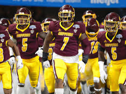 jayelharris_'s tweet photo. I’m very blessed to receive my very first Division 1 offer from Central Michigan University #AGTG💫 @BTSherman1 @CoachMikeMcGee @CMUCoachCornell @CoachMcElwain @Coach_Pflug https://t.co/qaIo7GknLM