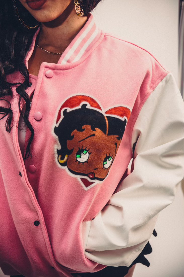 FreshestPilot's tweet image. Basics &amp;amp; Guava Betty Boopers collaboration releases this Saturday exclusively online. Webstore opens at 12pm PST. 

guavala.com