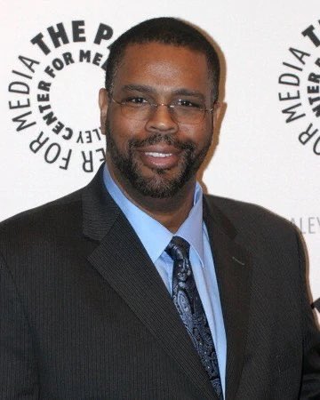 On 6th day of #BlackHistoryMonth  we celebrate 1 of the industry’s most talented voices. #DwayneMcDuffie has an illustrious career dating back 2 the 80’s, working for #Marvel, #DC, and was a key component 2 the creation of #MilestoneMedia 1st black focused comic label.