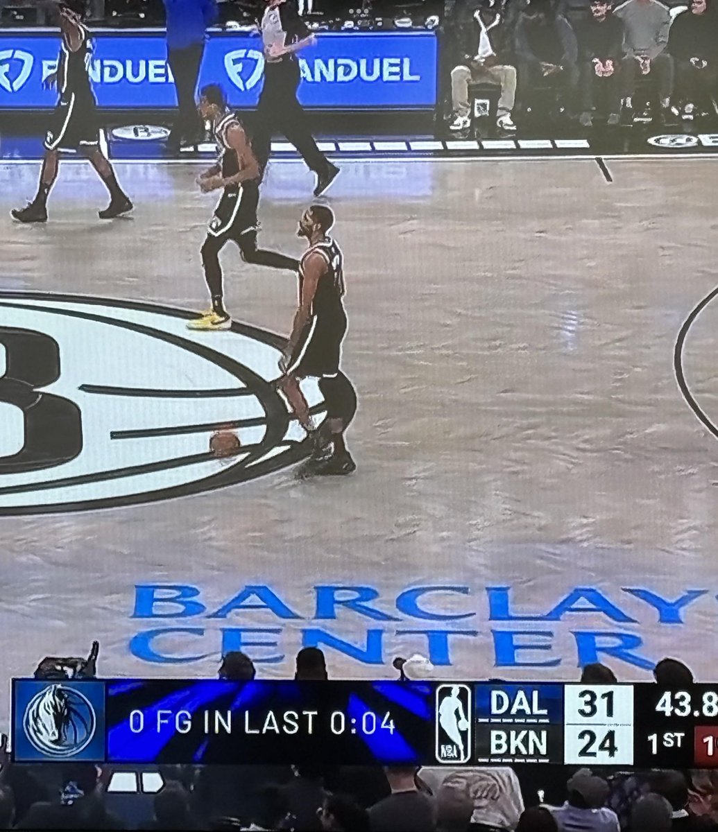 BrickCenter_'s tweet photo. Top tier hating by TNT 💀 https://t.co/ysJzg8pwyF