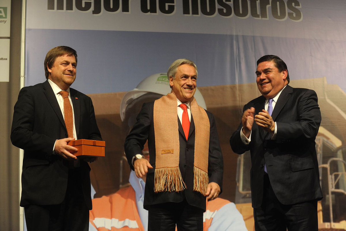 hdesolminihac's tweet photo. Nuestras condolencias a familia de expresidente Sebastián Piñera, a quien tuve oportunidad de acompañar como ministro MOP y Minería en su 1er Gob. En memoria de nuestro país quedará su legado: reconstrucción 27F y modernización seguridad minera luego rescate de los 33, entreotros https://t.co/ZVeVdPDr2k