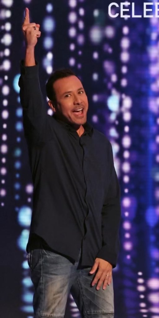 Who’s got the moves on #NameThatTune tonight? That’s right @howied does! #teamdorough 😘
