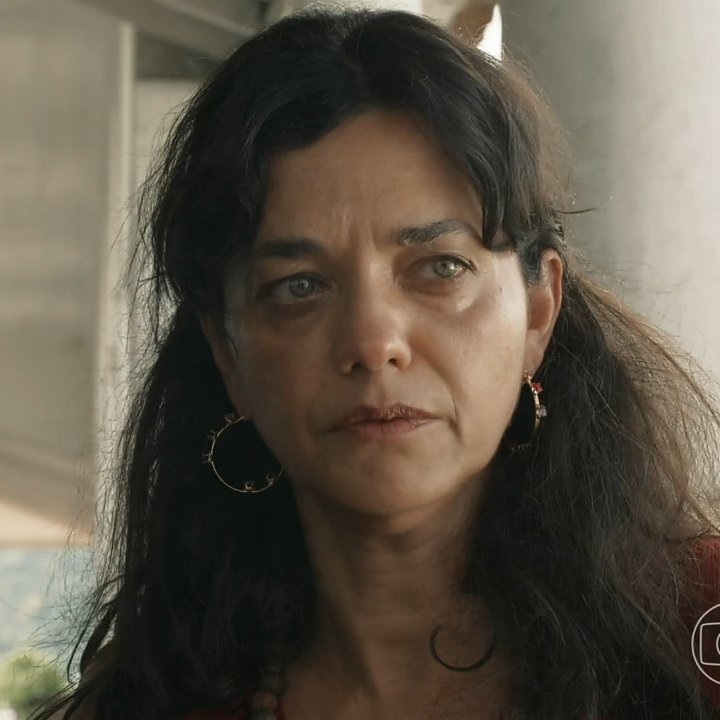amiabitt's tweet photo. Casal que fofoca junto permanece junto, por isso as filhas de moriano são tudo língua de trapo, tivemos a quem puxar #Renascer https://t.co/rVal1hvHAt