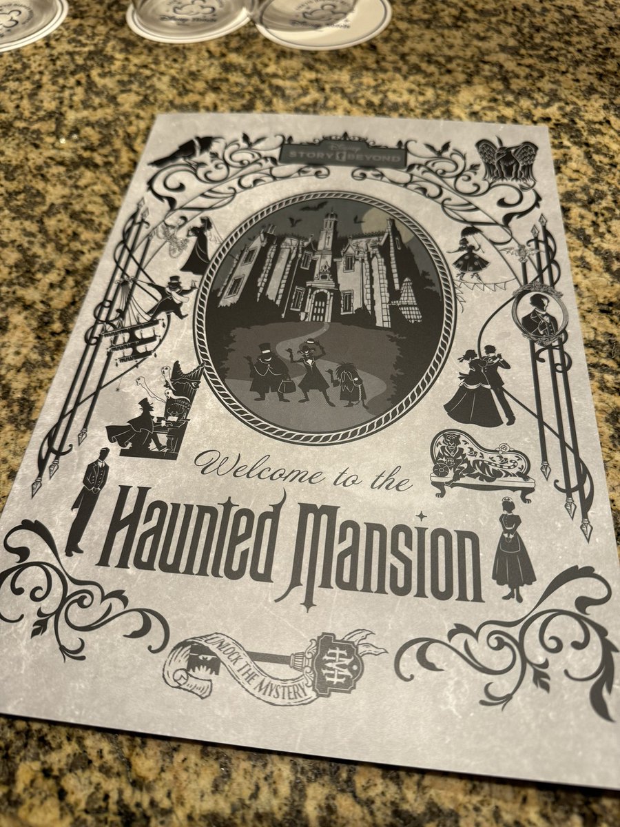 Hauntedbride13's tweet photo. 今期のストーリービヨンドで1番買ってよかった。
ブライドのページまであるじゃないか https://t.co/SZpzrmf6T3