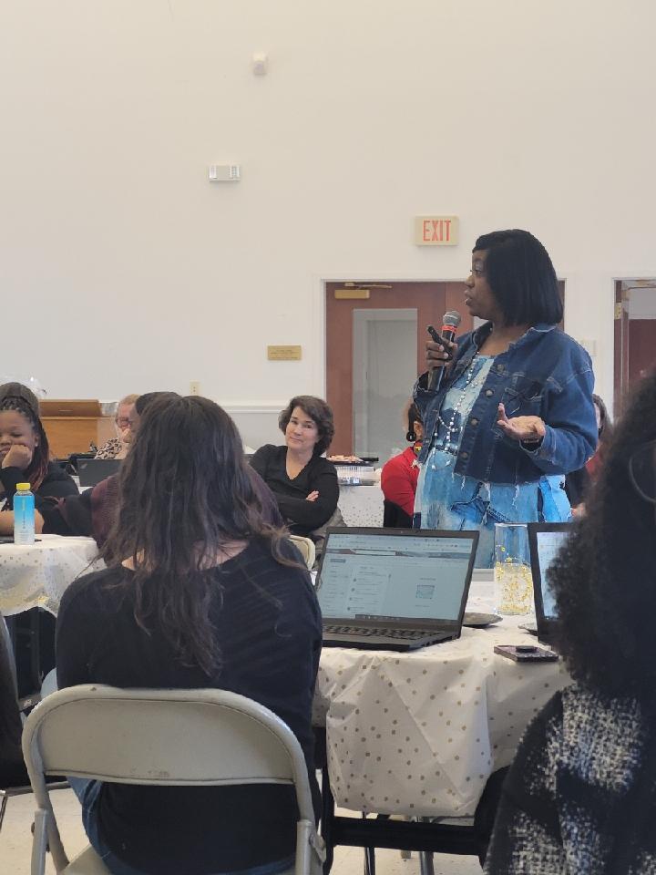 Twardsat tweet media