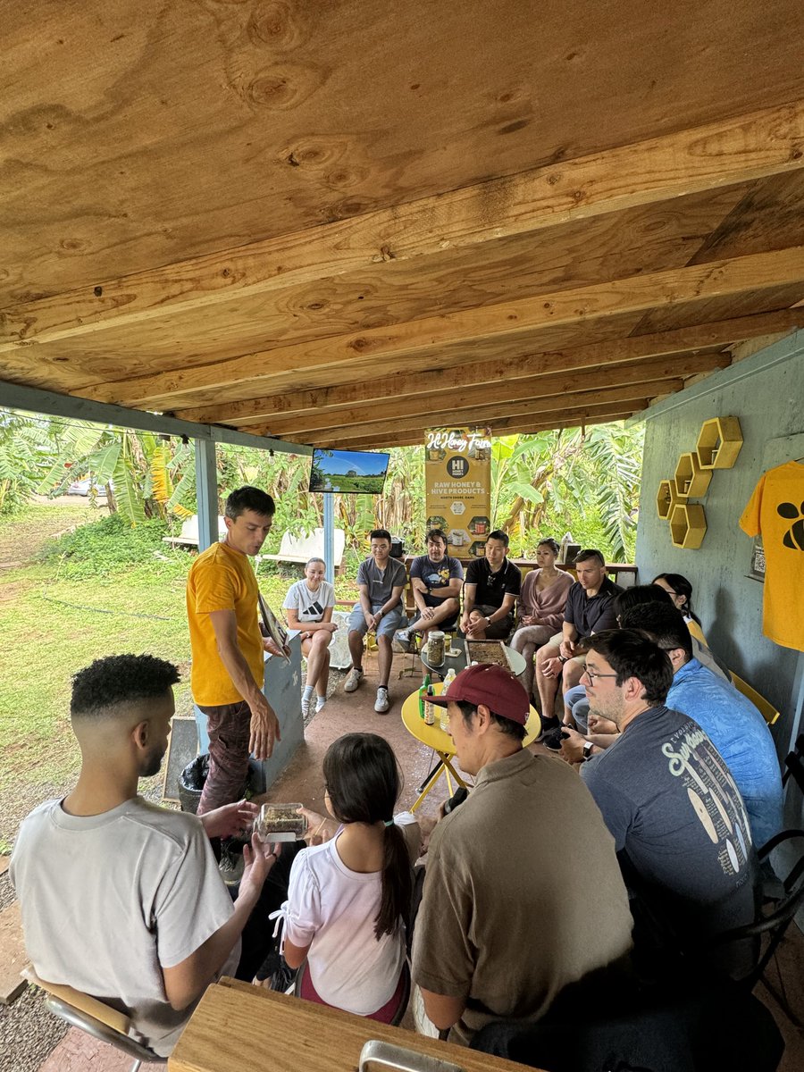 CodeWithAloha's tweet image. 🐝🍯 Had a sweet Saturday at Hi Honey Farm! Our trip was buzzing with excitement as we explored the world of bees and honey production. Equipped with beekeeping suits, we witnessed bee births and held raw honeycomb! 🧑‍🌾Check out Hi Honey Farm for a tour! #bee #honey #hawaii #fun