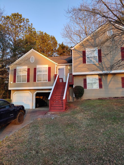 What are your thoughts on the porch? https://t.co/inNhWlsd1P<a href="/tag/pmc"class="tags"><span>#pmc</span></a>