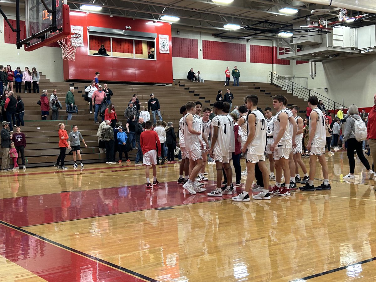 Warwick getting ready to cut down the nets