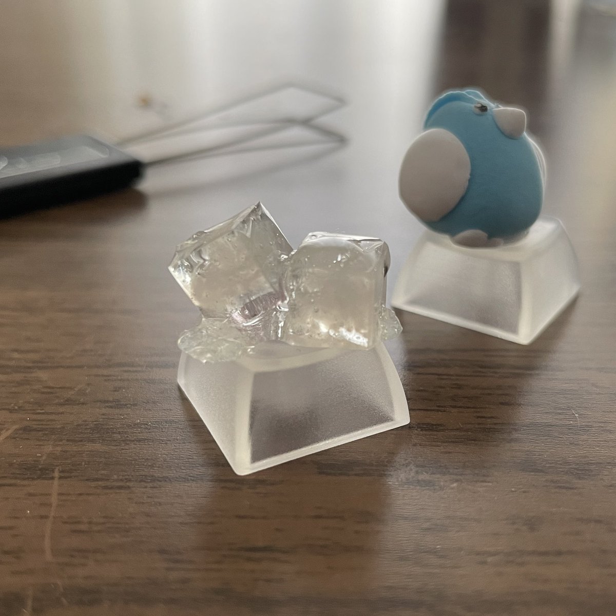 （はみ出てるけど）溶けかけ氷キーキャップも結構可愛い