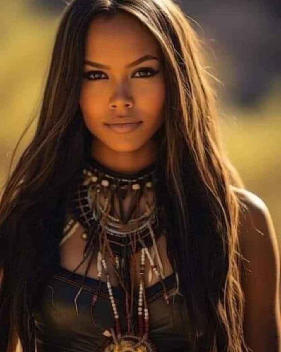 Proud0Native's tweet image. Is she gorgeous?🔥
Say.....❝Yes❞
