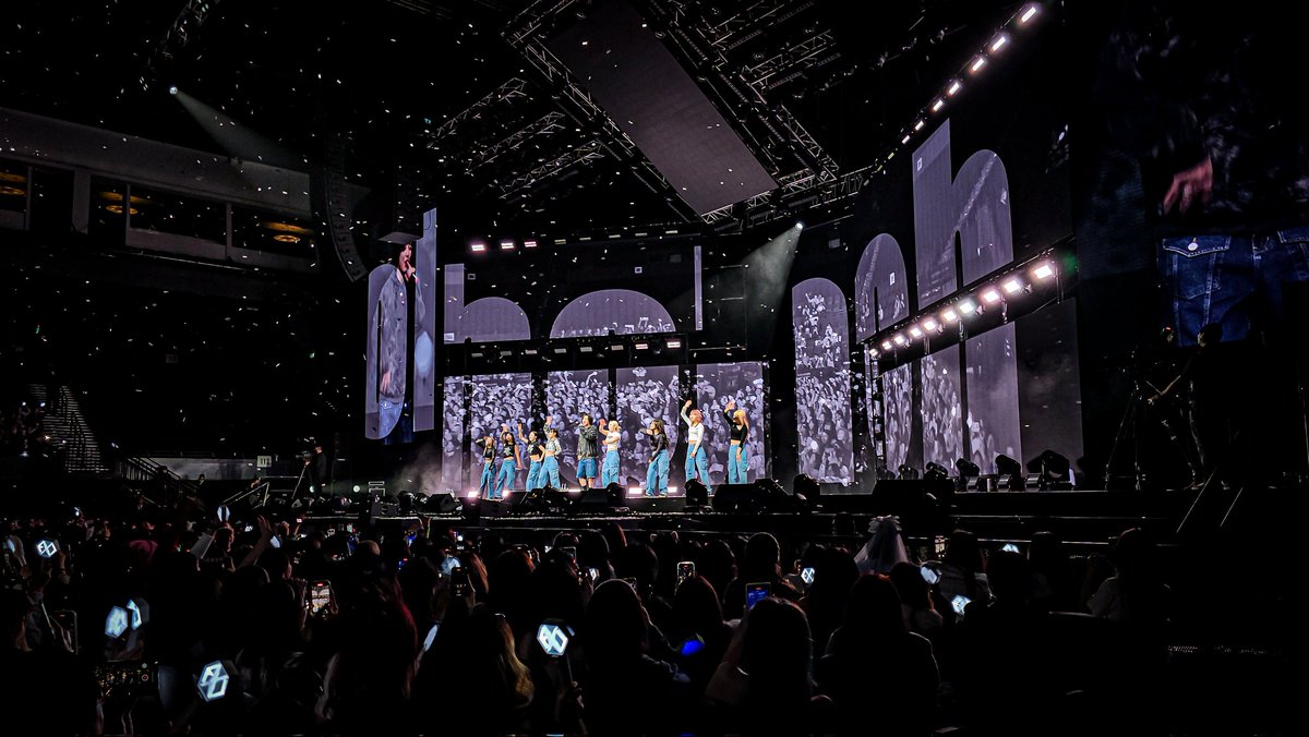 APlanetent's tweet photo. CHANYEOL FANCON TOUR 
"THE ETERNITY" in MACAU

#CHANYEOL #찬열 
#EXO #엑소 #weareoneEXO
#CHANYEOL_FANCON_TOUR
#THE_ETERNITY 
#CHANYEOL_THE_ETERNITY
#APlanetent #에이플래닛 https://t.co/1VYhBis9fx
