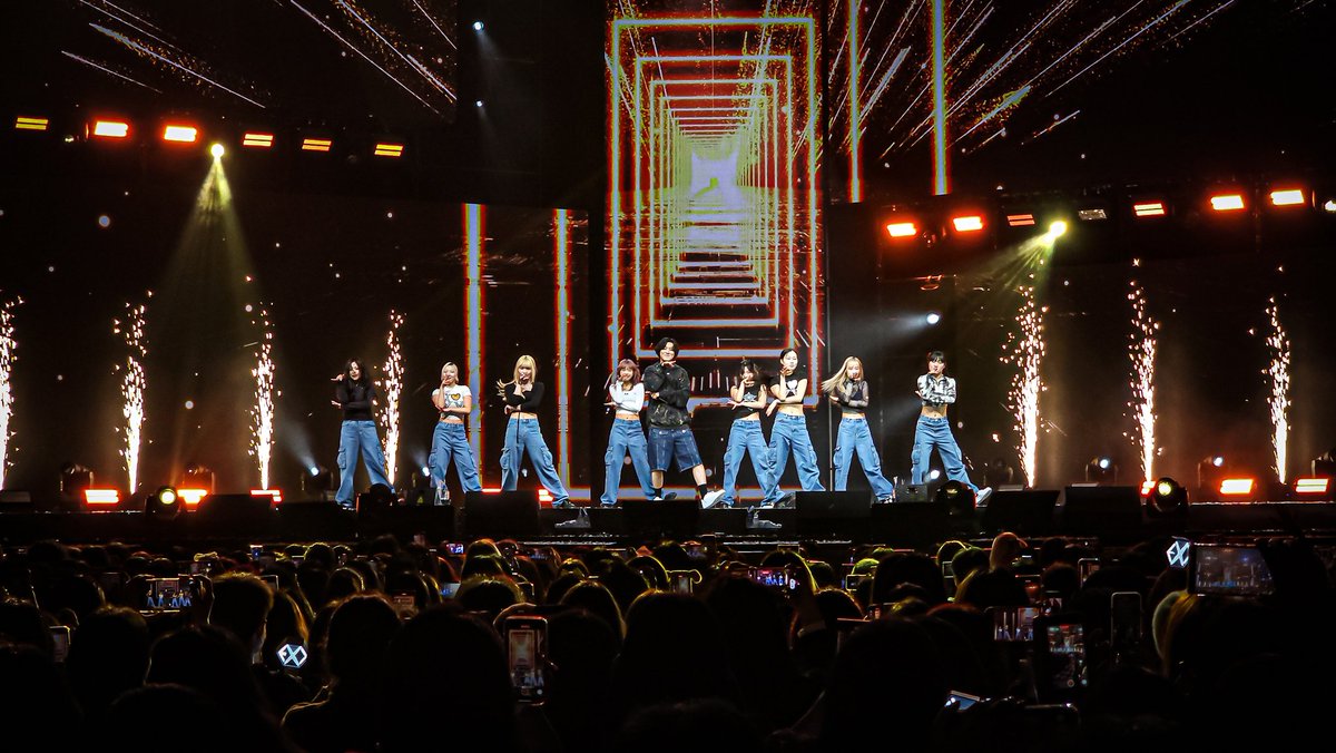 APlanetent's tweet photo. CHANYEOL FANCON TOUR 
"THE ETERNITY" in MACAU

#CHANYEOL #찬열 
#EXO #엑소 #weareoneEXO
#CHANYEOL_FANCON_TOUR
#THE_ETERNITY 
#CHANYEOL_THE_ETERNITY
#APlanetent #에이플래닛 https://t.co/1VYhBis9fx