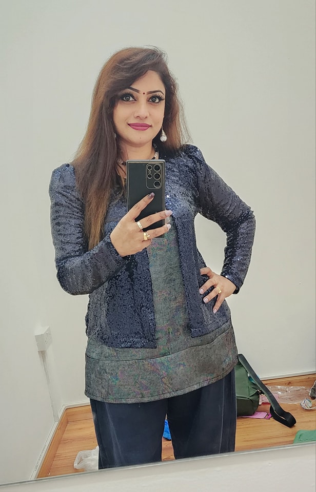 हो सबको मालूम हकीकत बहुत कड़वी
ख़्वाब झूठे उसे कब तलक दिखाओगे
💕💖❤️