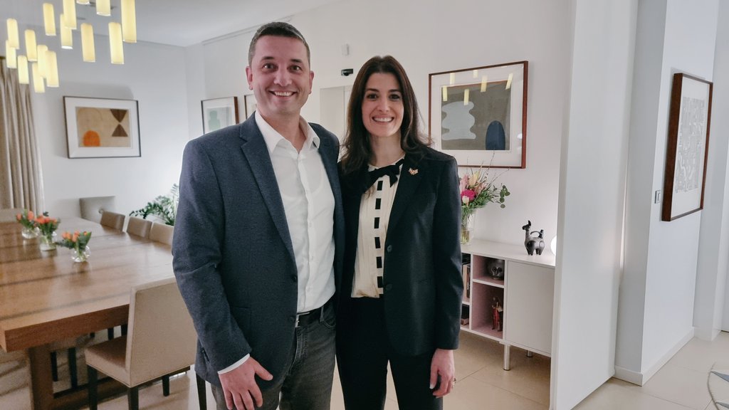 Welcome to Croatia H.E. Nathalie Rayes, Ambassador of the USA to Croatia <a href="/USAmbCroatia/">Ambassador Nicole McGraw</a>. Investors &amp; entrepreneurs wish you luck in removing the last obstacle - ratification of the double taxation treaty and our co-operation! Thanks to Ambassador, H.E. Simon Thomas <a href="/UKSimonT/">Simon Thomas</a> for