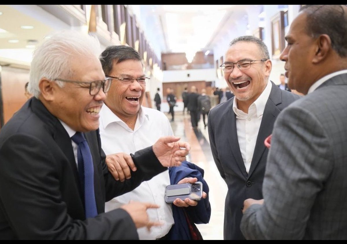 CrossedKom's tweet image. #sameoldstory