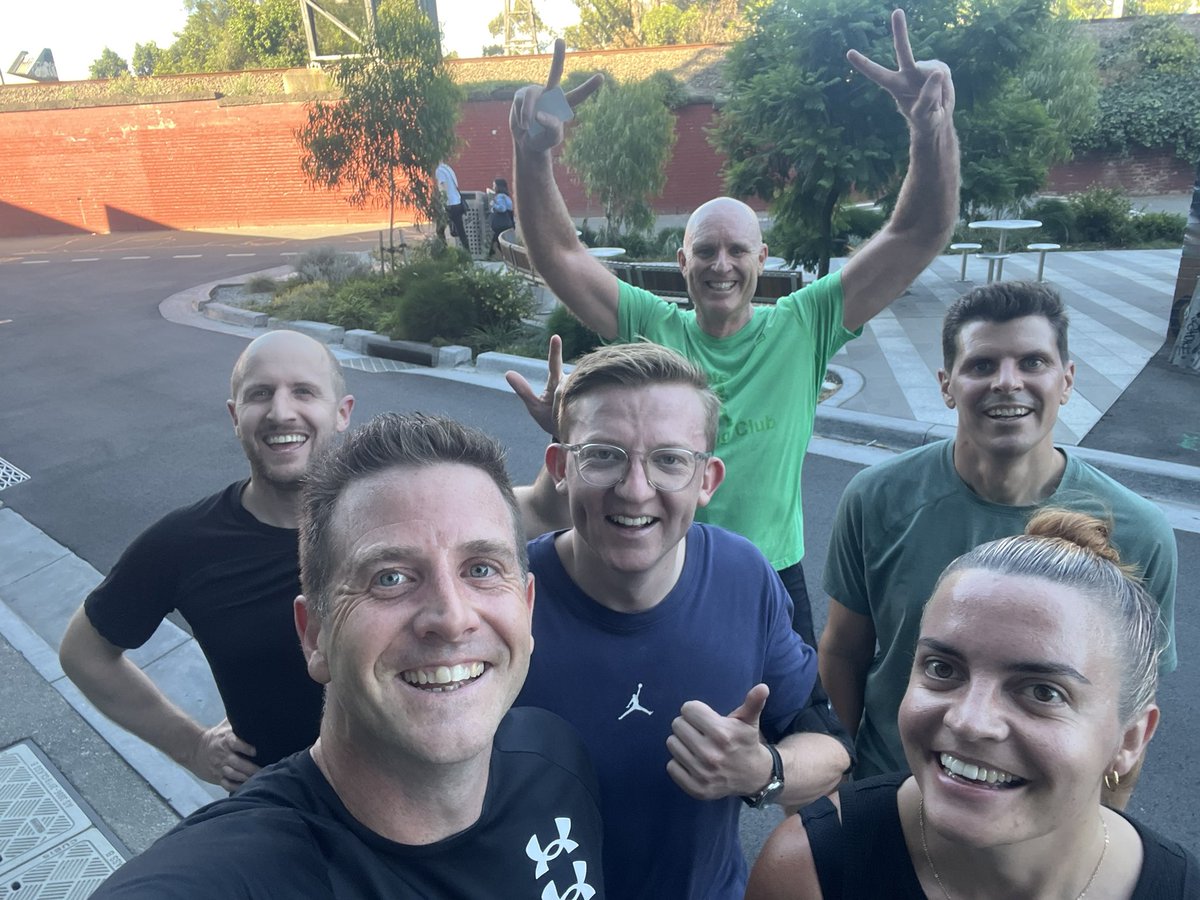 Crypto Run Club has launched 🏃🏼‍♀️ 🏃‍♂️ Welcoming new recruits 🫶 Simple eligibility criteria: ✅ Own shoes ✅ Have a story of being rugged, buying the top of a meme coin or round tripping generational wealth If that’s you, come on down to Upside for a future run 🫡