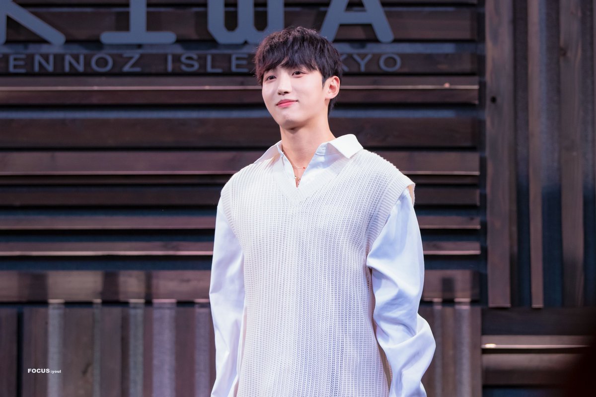 focusonyoul's tweet photo. 231122 SUNYOUL LIVE in TOKYO (팬미팅)

#업텐션 #선율 #선예인 #UP10TION #SUNYOUL #SEONYEIN https://t.co/v5k1v7v8Bq