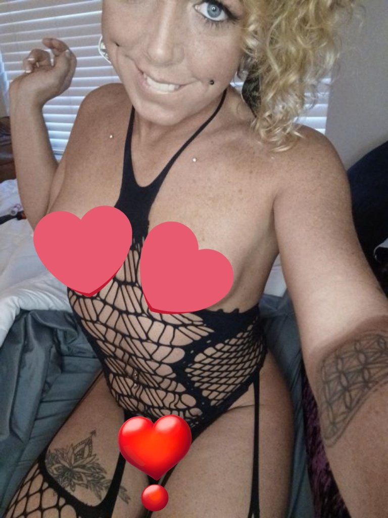 CandyseSweet's tweet photo. Please Retweet!

I'm a trans girl that lives to be naughty. Follow my links and come play with me!
https://t.co/L4M9Ahbp17 https://t.co/Y7Ddr69jZ2