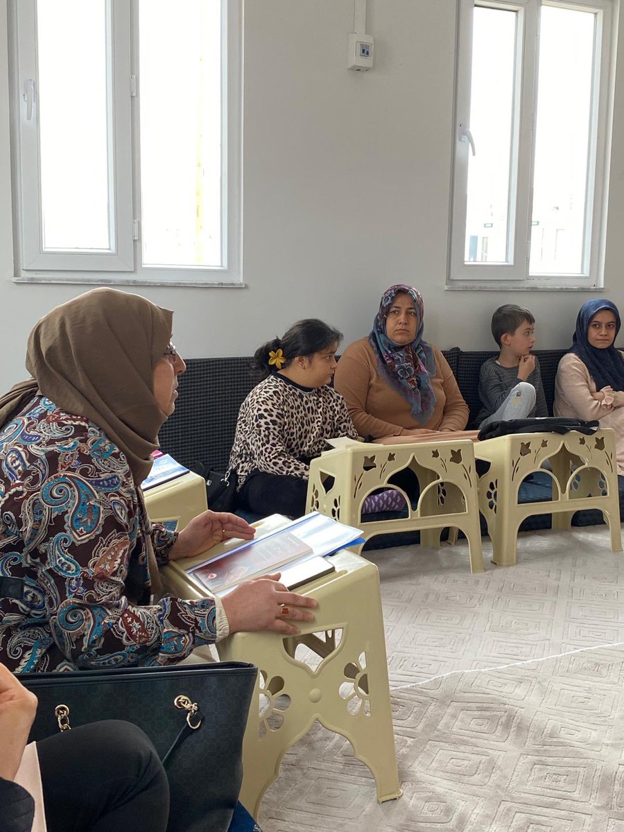 📍Müsiad Konteyner Kent Taziye Evi

Kadın ve Aile Koordinatörlüğümüz bünyesinde  gerçekleşen Deprem Şehitleri için Mevlüt programı gerçekleştirildi 

Meva İnsani Yardım Derneği Başkanı Kezziban Götürler’in anlatımıyla “Güzel Ahlak ve İsraf” konulu sohbetimizi gerçekleştirdik