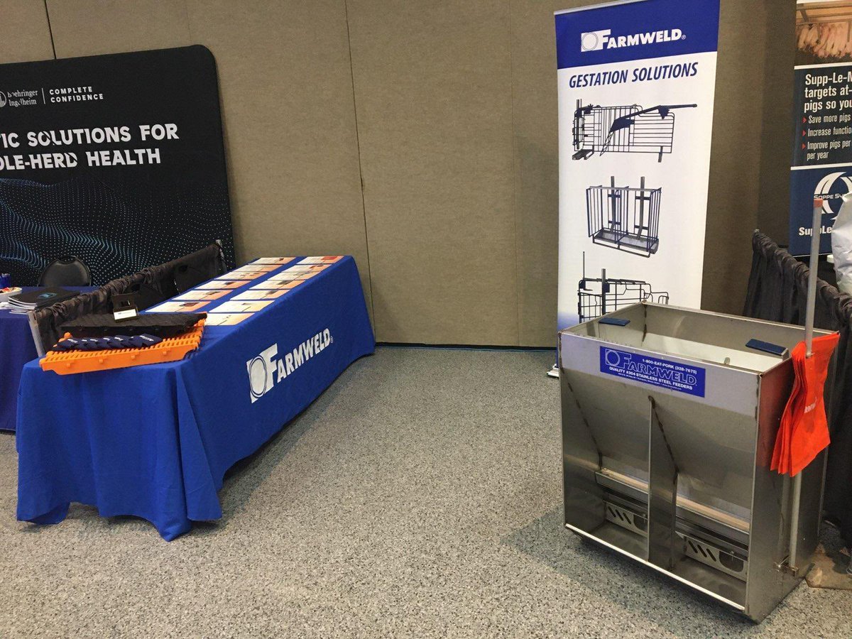Farmweld1's tweet photo. We had a great first day at the Ohio Pork Congress! Stop by tomorrow and see us at booth #28 👋🏽 @ohiopork
#Farmweld #innovation #pigequipment #hogfarming #hogfarmer #gating #feeders #tradeshow https://t.co/BkX62owXHR