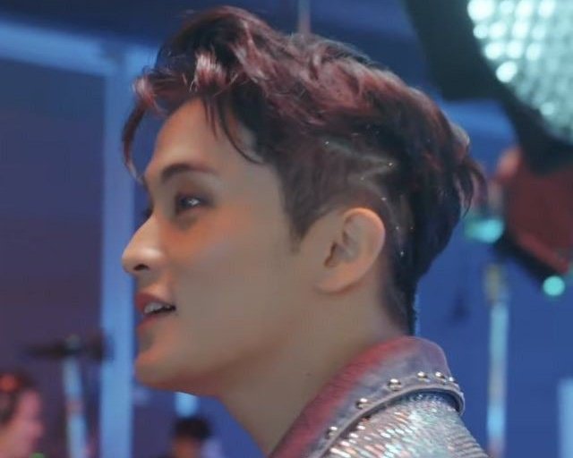 markmoIo's tweet photo. guncang dunia ini lg pls ᶻ 𝗓 𐰁 https://t.co/DHwlrIG7Ui